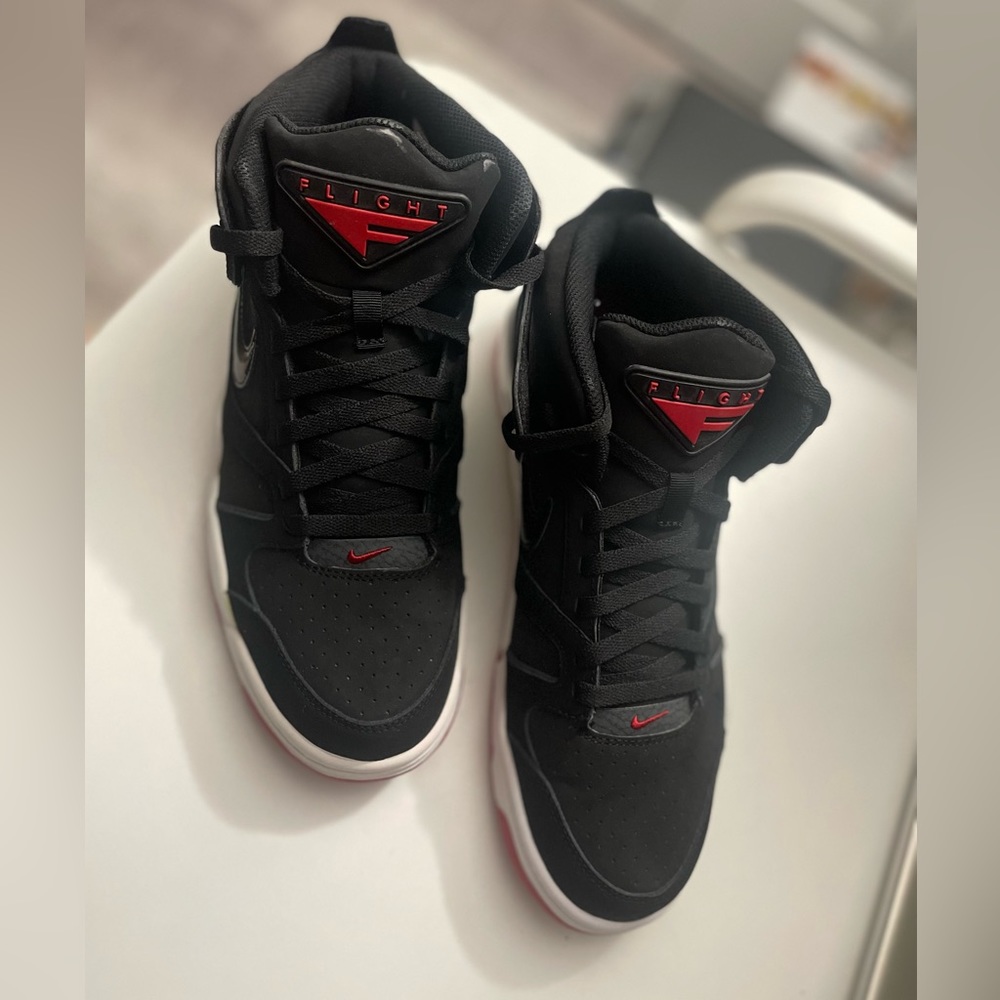Air Flight Falcons